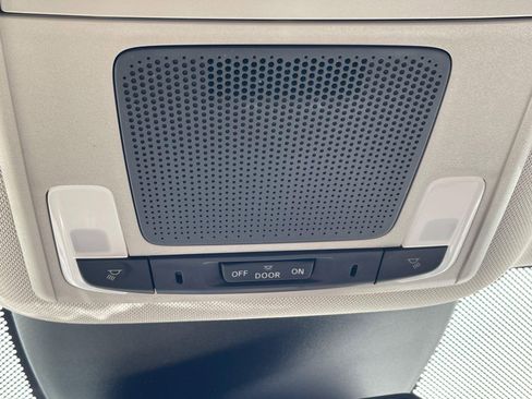 New 2025 Honda Pilot EX-L image 23