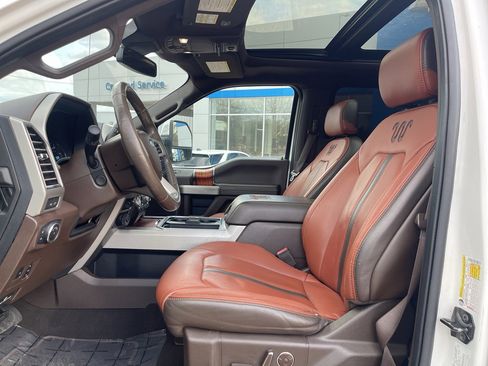 Used 2020 Ford F250 King Ranch w/ King Ranch Ultimate Package image 4