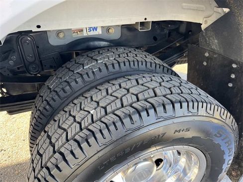 Used 2023 Ford F350 XLT image 10