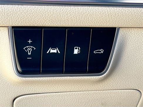 Used 2022 Kia Stinger GT2 image 10