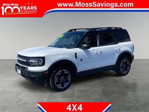 Used 2025 Ford Bronco Sport Outer Banks AWD/4WD image 1