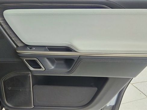 Used 2023 Rivian R1S Adventure image 28