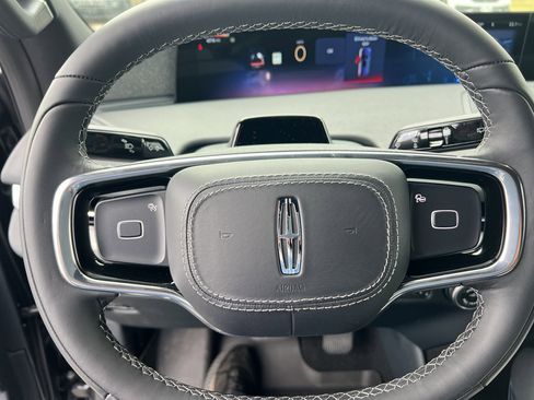 New 2025 Lincoln Navigator L Reserve w/ Jet Appearance Package image 11