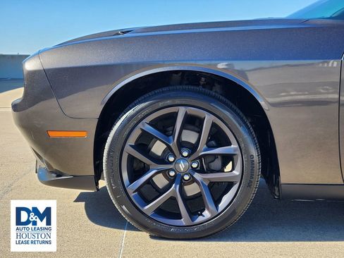 Used 2021 Dodge Challenger SXT w/ Blacktop Package image 4