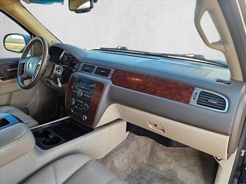 Used 2011 Chevrolet Tahoe LT w/ Texas Edition image 22