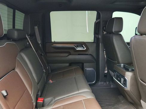 Used 2024 GMC Sierra 2500 Denali w/ Denali Reserve Package image 22