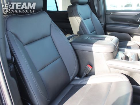 Certified 2024 Chevrolet Tahoe LT w/ Luxury Package image 30