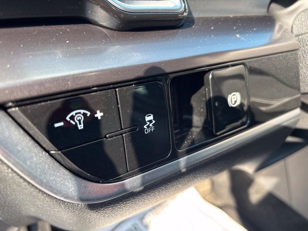 Certified 2024 Kia Sportage EX FWD image 21