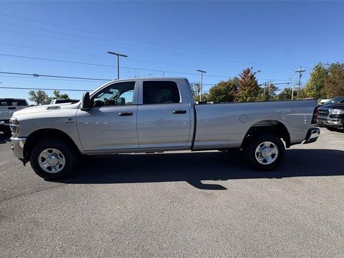 New 2026 RAM 2500 Laramie w/ Night Edition image 5