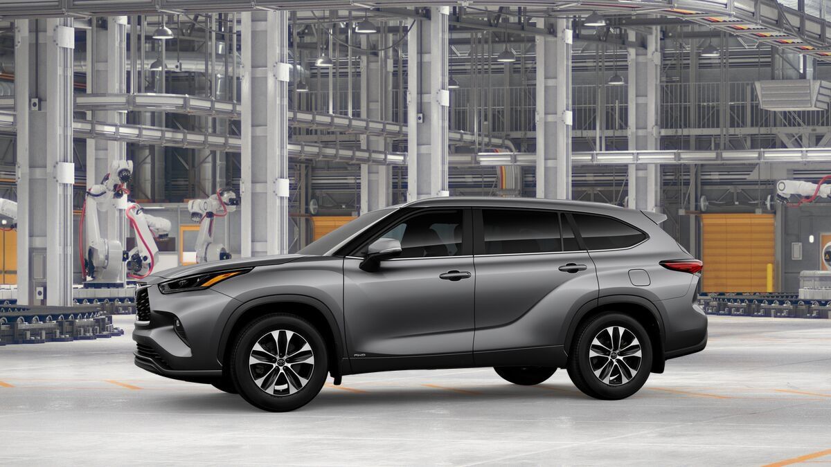 New 2026 Toyota Highlander XLE AWD/4WD image 3
