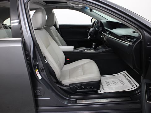 Used 2017 Lexus ES 350 image 31