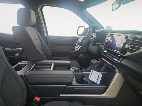 New 2026 Toyota Tundra SR5 image 40