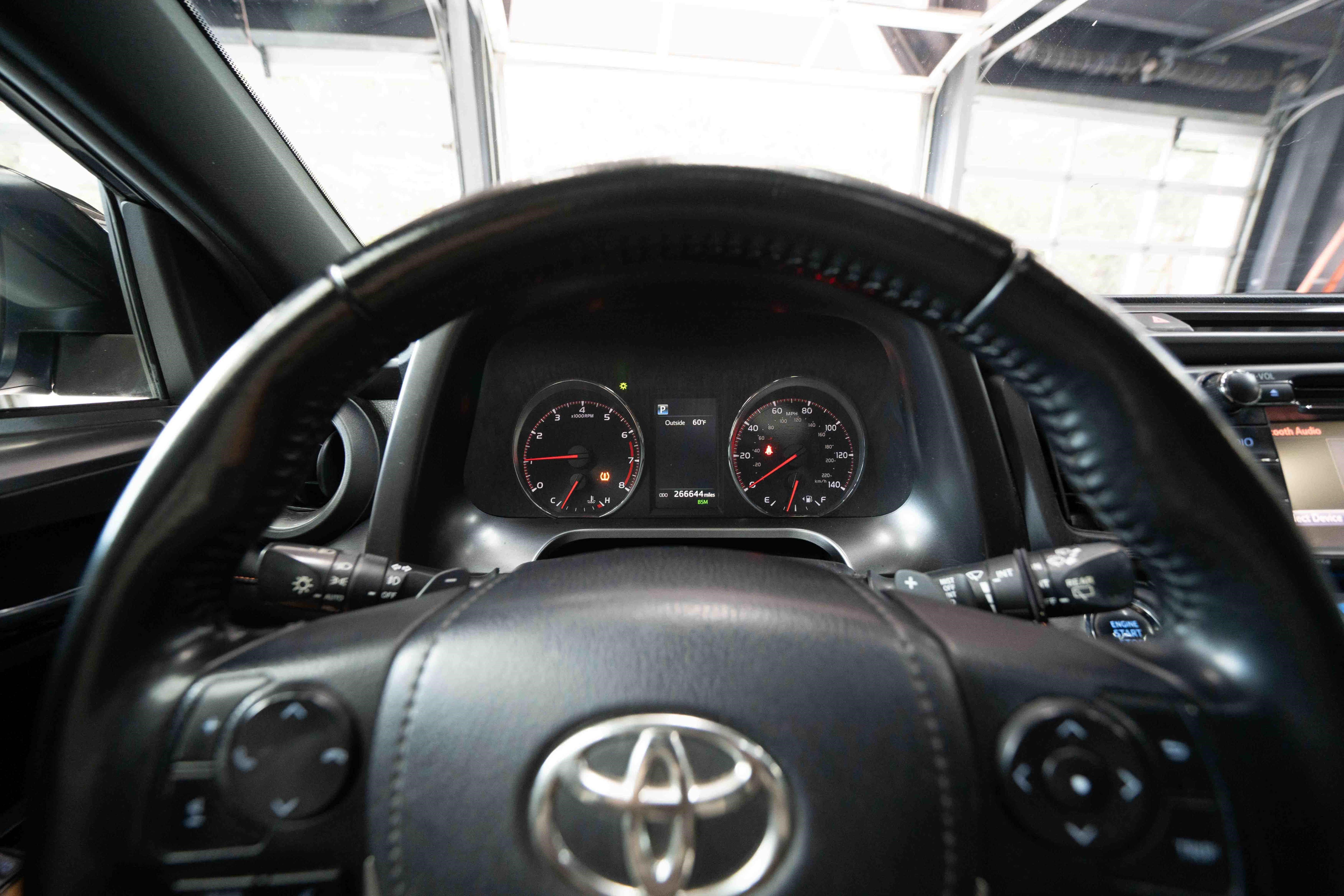 Used 2017 Toyota RAV4 SE w/ Power Special Value Package AWD/4WD image 15