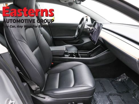 Used 2018 Tesla Model 3 Long Range image 21