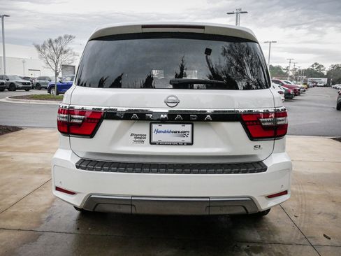 Used 2023 Nissan Armada SL w/ Cargo Package image 9