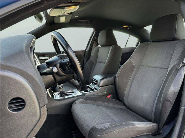 Used 2020 Dodge Charger SXT RWD image 18