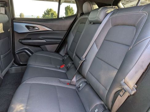 Used 2024 Chevrolet Equinox EV LT FWD image 25