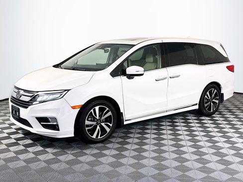 Used 2018 Honda Odyssey Elite image 4