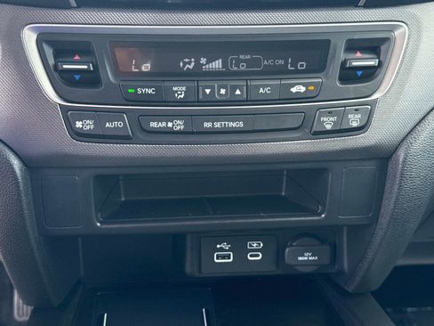 Certified 2025 Honda Ridgeline Sport+ image 23