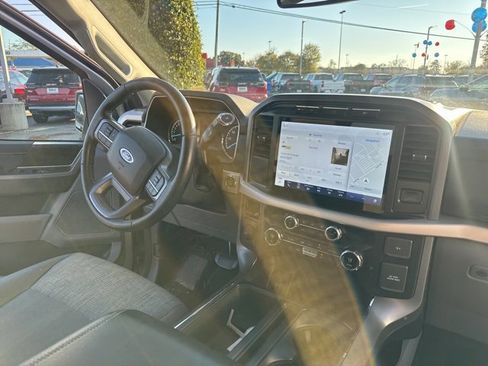 Used 2021 Ford F150 XLT w/ Equipment Group 302A High image 11