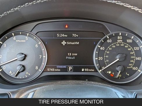 Certified 2025 INFINITI QX50 Pure image 20