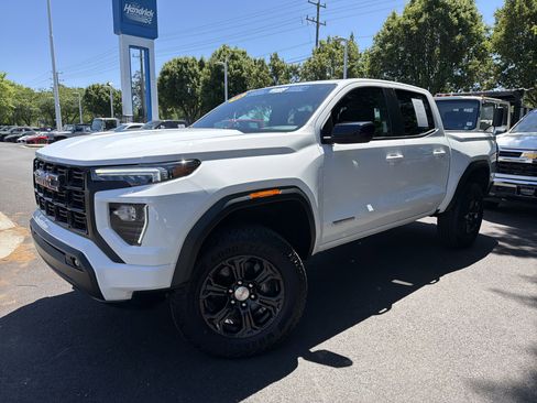 Used 2023 GMC Canyon Elevation w/ Convenience Package image 5