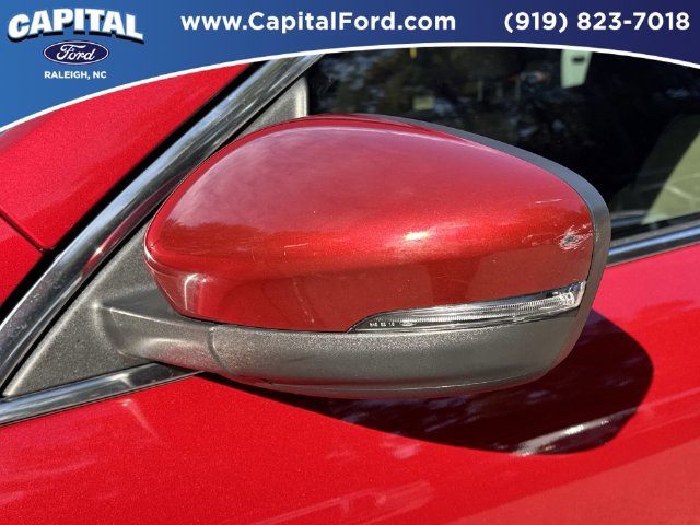 Certified 2020 Ford Escape Titanium FWD image 12