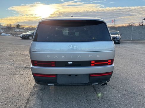 Used 2025 Hyundai Santa Fe SE image 6