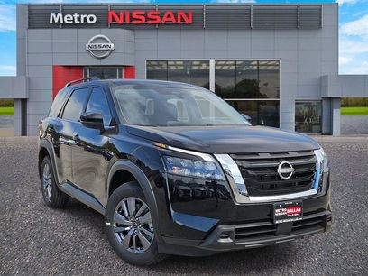 New 2025 Nissan Pathfinder SV w/ Cargo Package