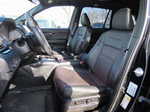 Certified 2021 Honda Pilot Black Edition image 13