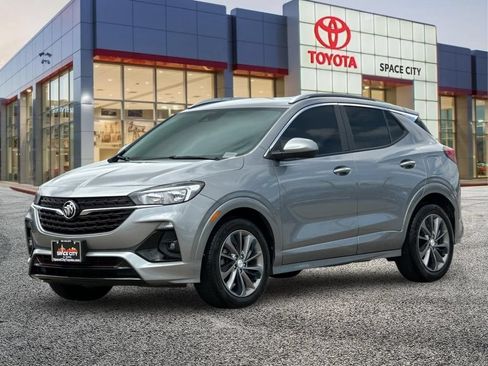 Used 2023 Buick Encore GX Select w/ Sport Touring Package FWD image 2