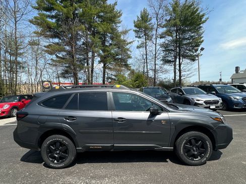 Used 2024 Subaru Outback Wilderness AWD/4WD image 4
