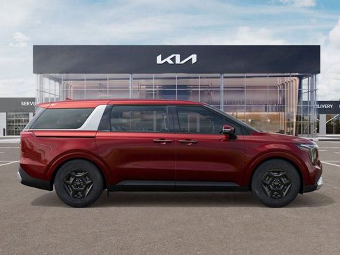 New 2026 Kia Carnival FWD image 7
