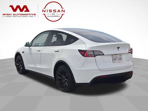 Used 2021 Tesla Model Y Long Range AWD/4WD image 7