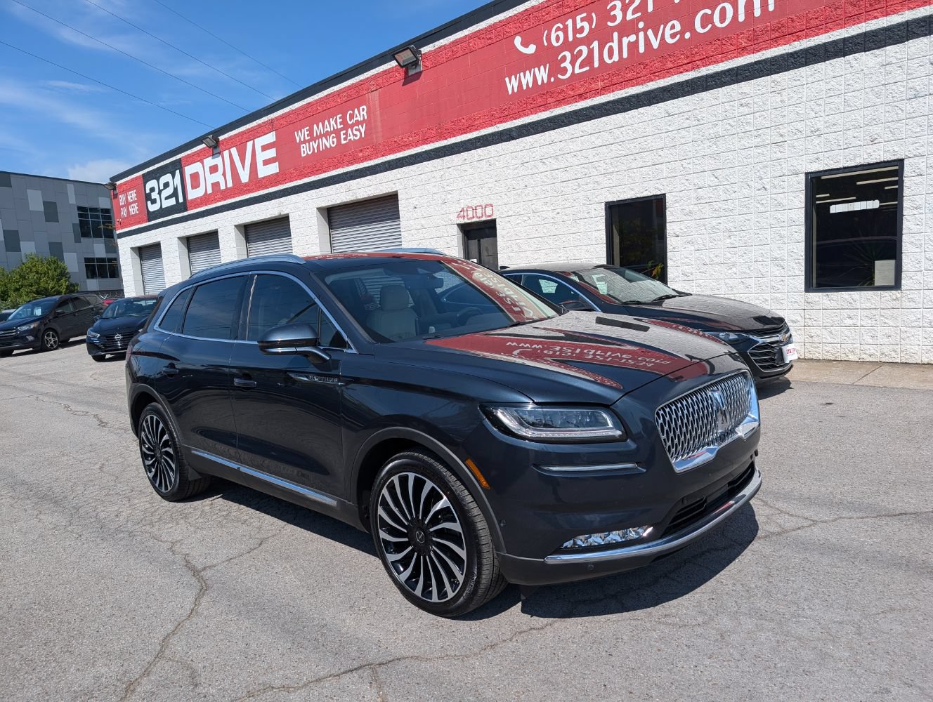 Used 2021 Lincoln Nautilus Black Label w/ Class II Trailer Tow Package AWD/4WD image 1