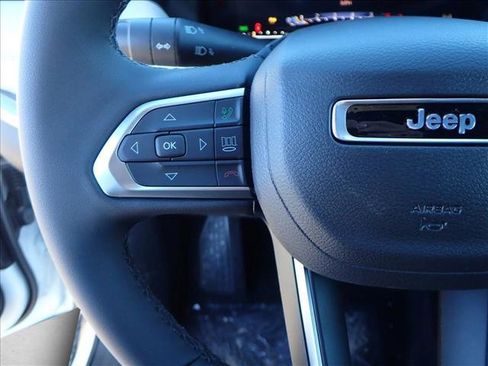 New 2026 Jeep Compass Limited image 16