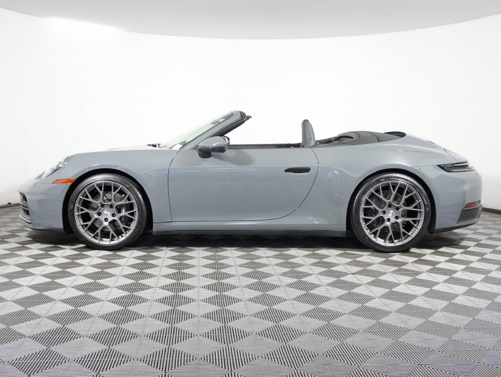 Certified 2025 Porsche 911 Carrera w/ Premium Package RWD image 2