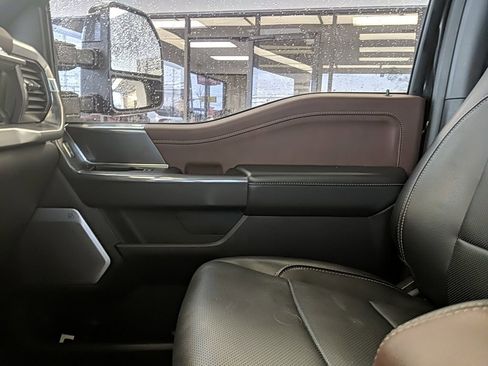 Used 2023 Ford F150 Lariat w/ Equipment Group 502A High image 28