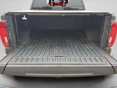 Used 2022 GMC Sierra 1500 Denali w/ Denali Premium Package AWD/4WD image 12