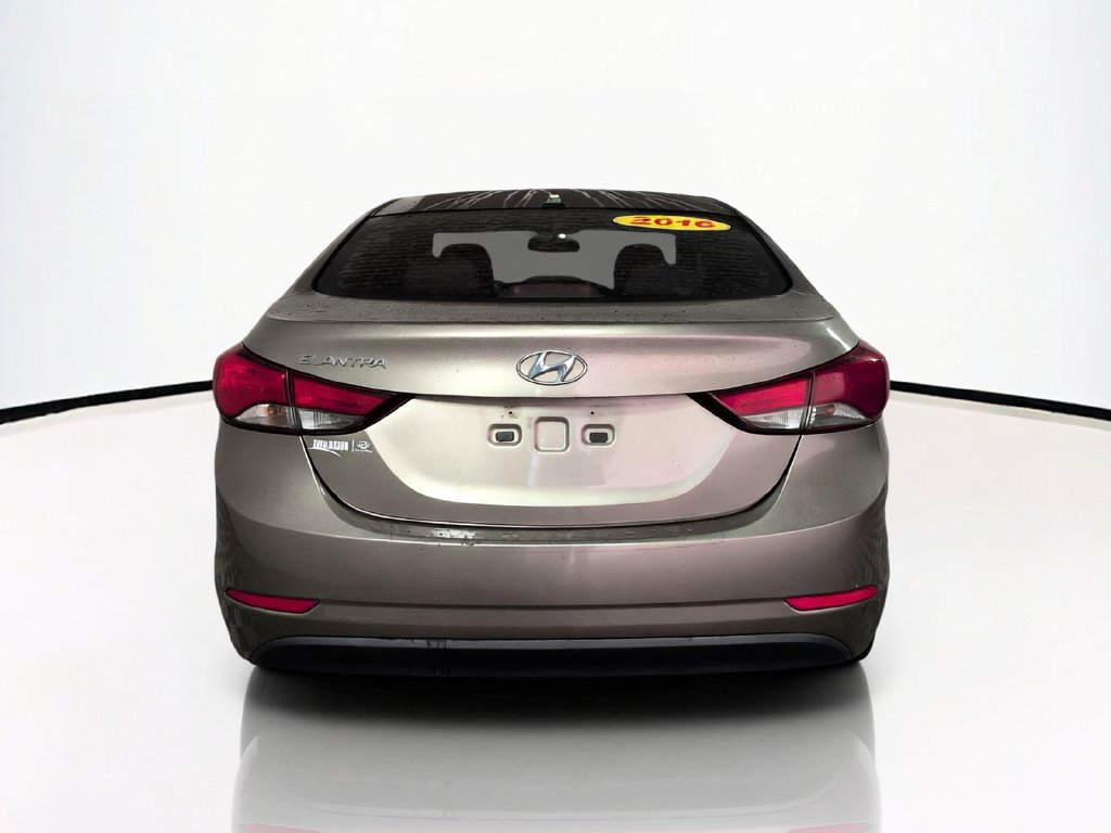 Used 2016 Hyundai Elantra SE FWD image 5