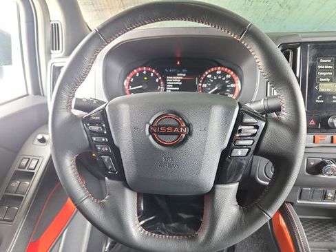 Certified 2025 Nissan Frontier Pro-X RWD image 22
