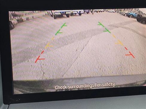 Used 2013 Nissan Pathfinder SL image 14