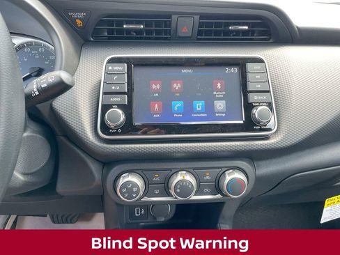 New 2025 Nissan Kicks Play S image 34