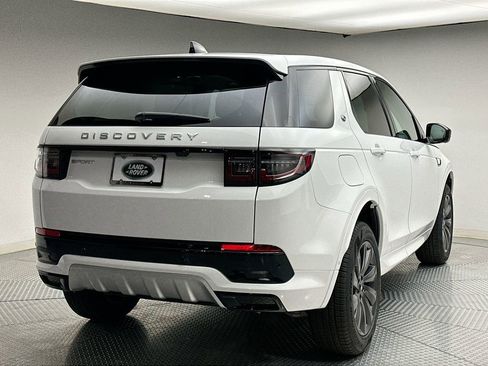 Used 2025 Land Rover Discovery Sport S image 2