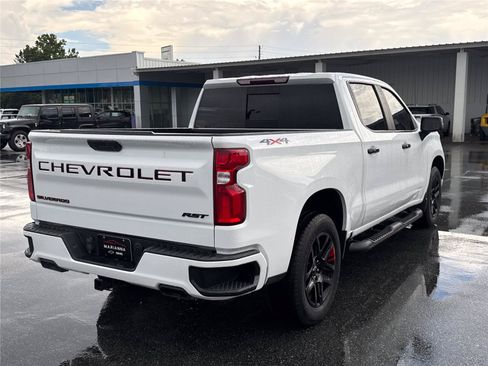 Used 2022 Chevrolet Silverado 1500 RST w/ Redline Edition AWD/4WD image 4