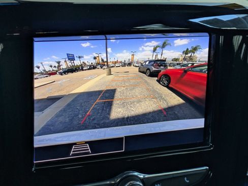 Used 2023 Chevrolet Traverse LS FWD image 19
