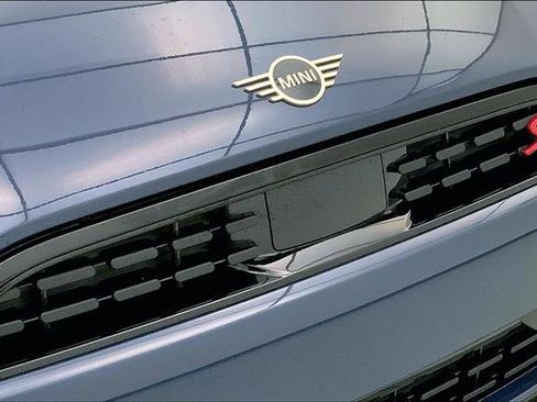 Certified 2025 MINI Cooper S image 29