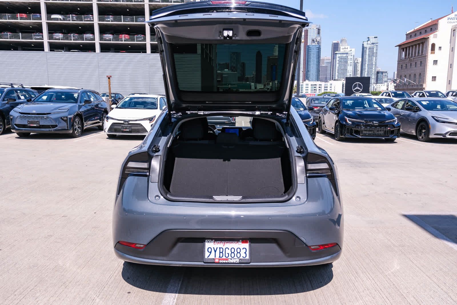 Certified 2024 Toyota Prius Prime FWD image 18