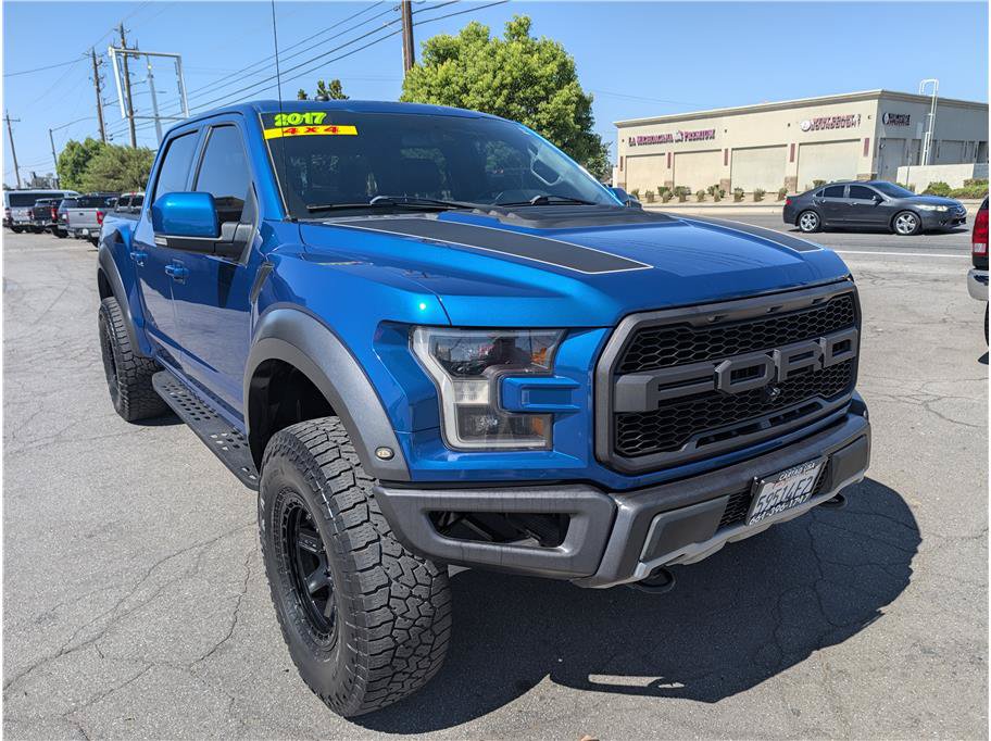 Used 2017 Ford F150 Raptor w/ Equipment Group 802A Luxury AWD/4WD image 2