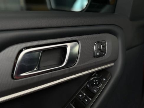 Used 2025 Ford Explorer ST-Line w/ Premium Package image 28